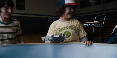 Stranger_Things_S01E07_mp41837.jpg