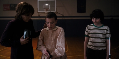 Stranger_Things_S01E07_mp41852.jpg