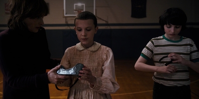Stranger_Things_S01E07_mp41855.jpg